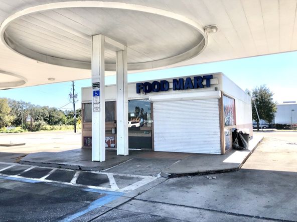 3270 53rd Ave E, Bradenton, FL 34203